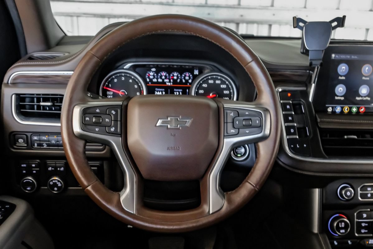 Used 2021 Chevrolet Suburban Z71 w/ Z71 Off-Road Package AWD/4WD image 15