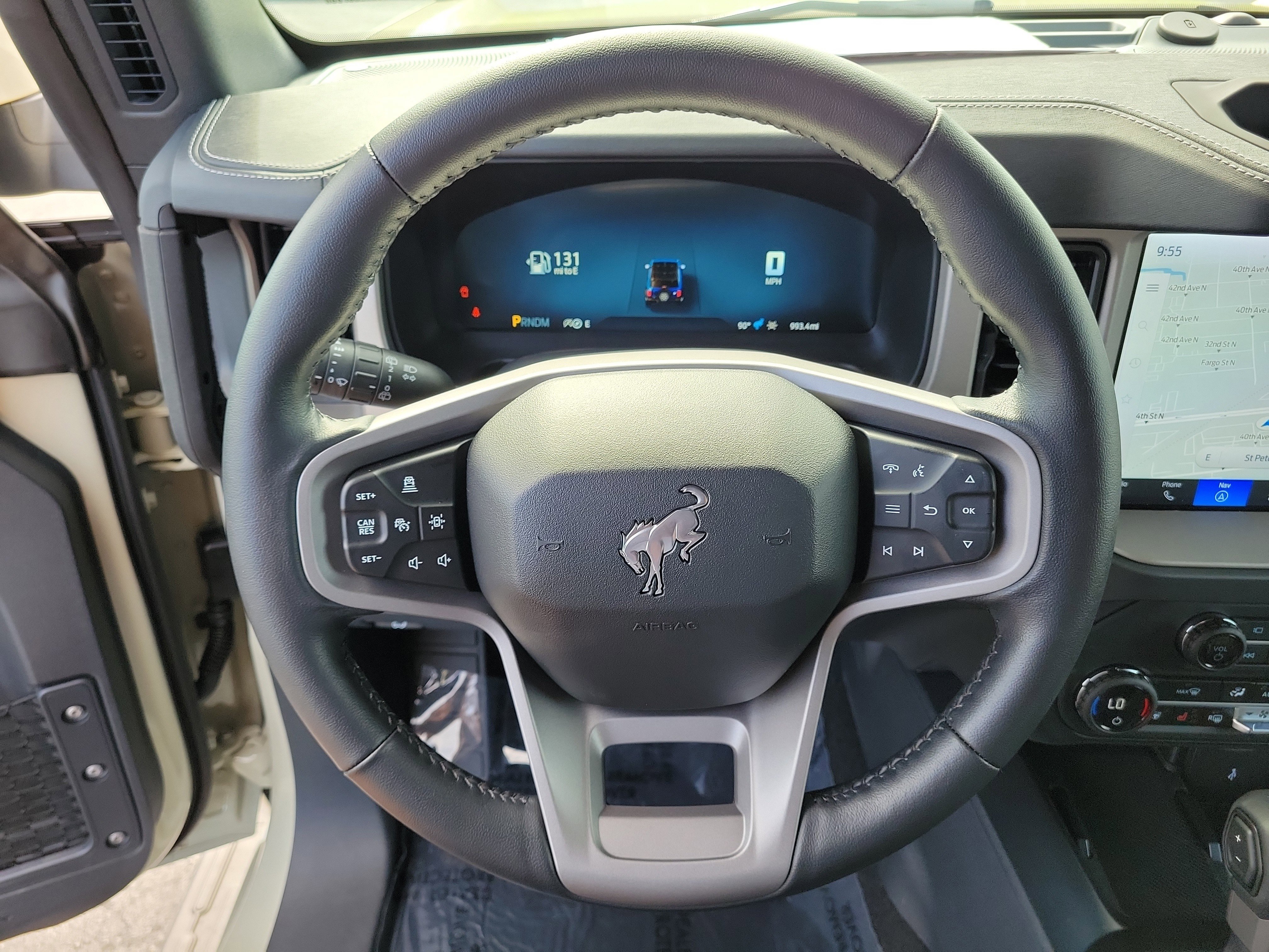 Used 2025 Ford Bronco Outer Banks AWD/4WD image 30