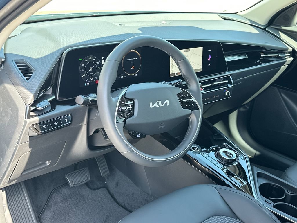 New 2026 Kia Niro Wind FWD image 19