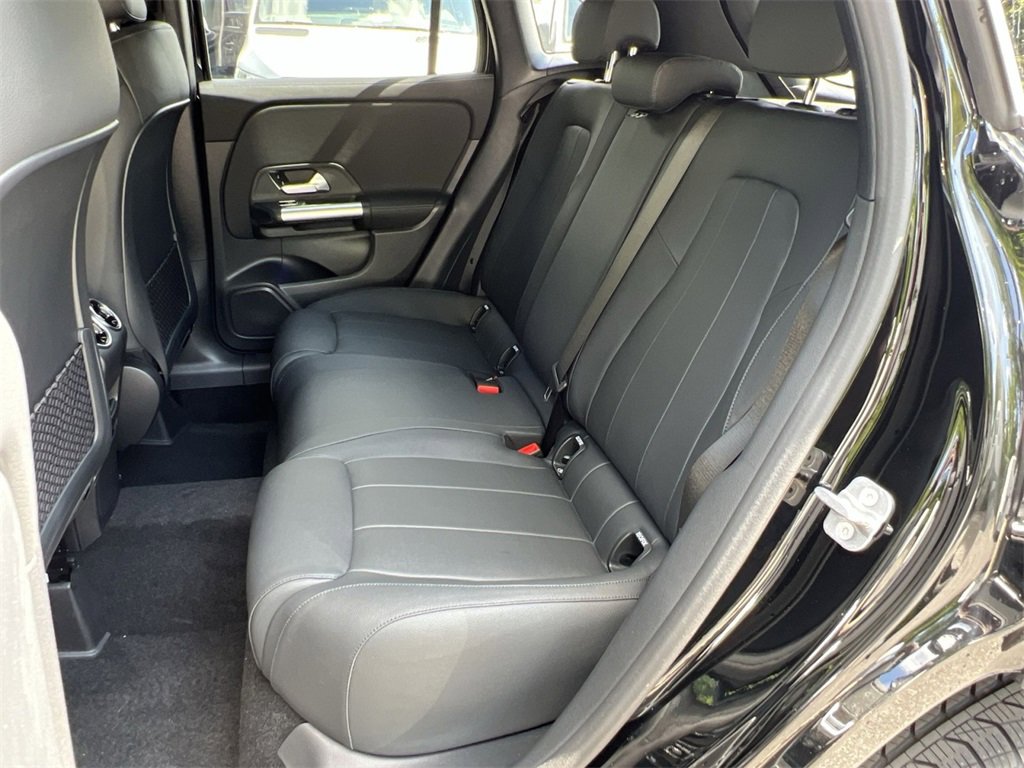 Certified 2025 Mercedes-Benz GLA 250 4MATIC image 23