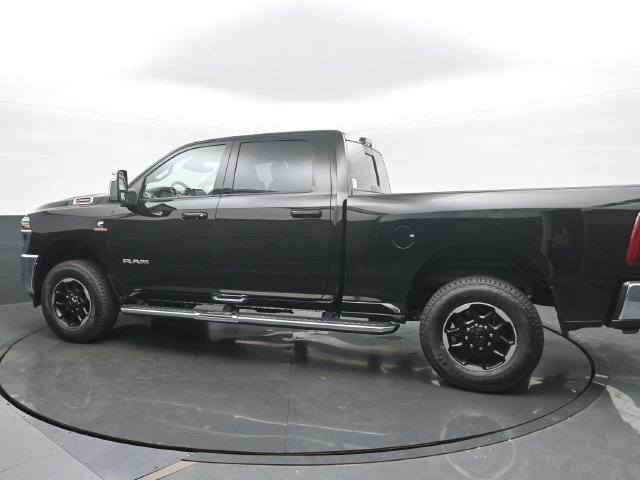 Used 2025 RAM 2500 Laramie AWD/4WD image 3
