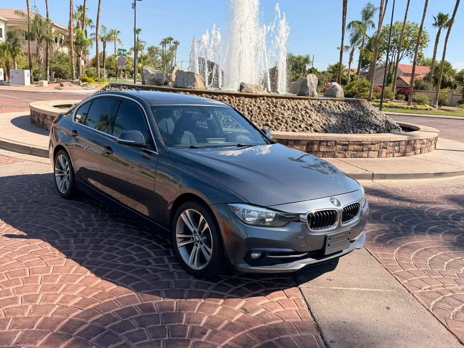 Used 2017 BMW 330i Sedan RWD image 19