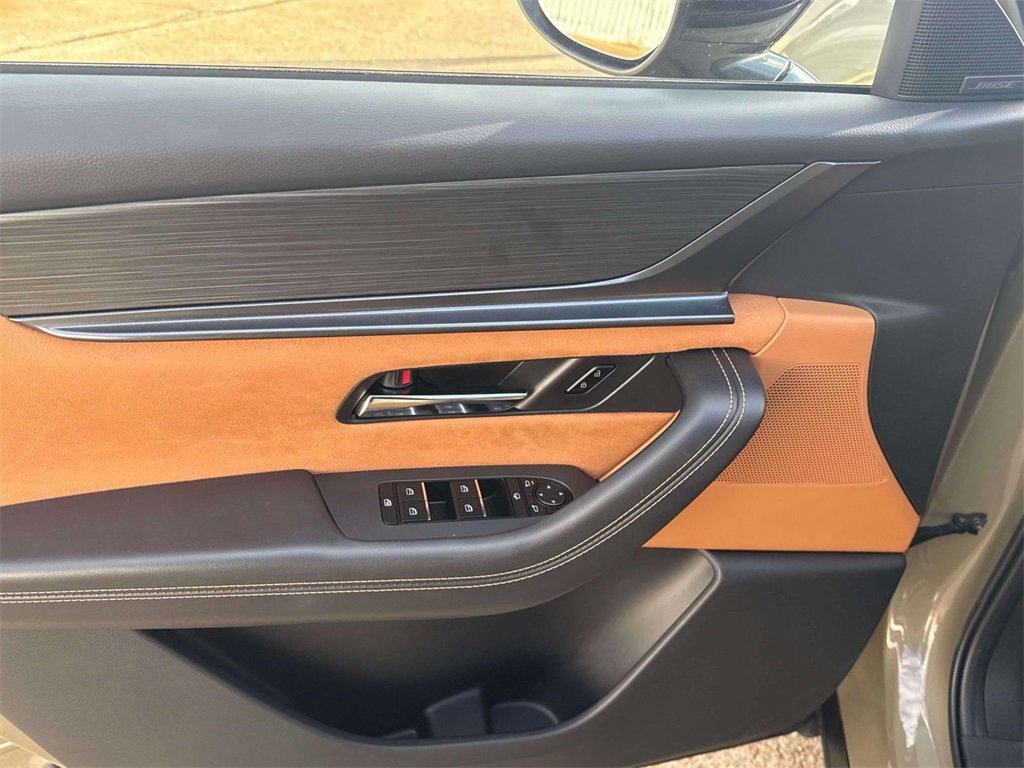 Certified 2025 MAZDA CX-70 3.3 Turbo S w/ Premium Plus image 12