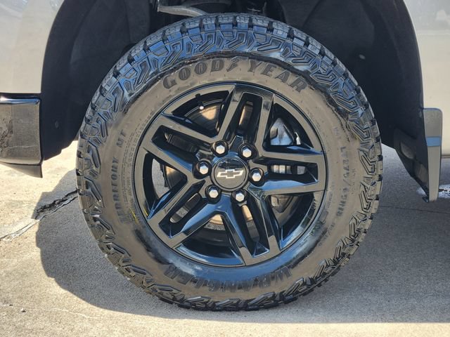 Used 2024 Chevrolet Silverado 1500 Custom Trail Boss AWD/4WD image 10