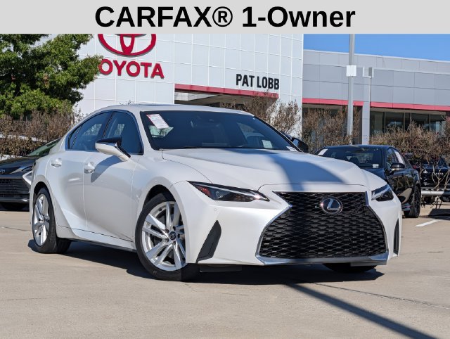 Used 2023 Lexus IS 300 w/ Comfort Package RWD image 2