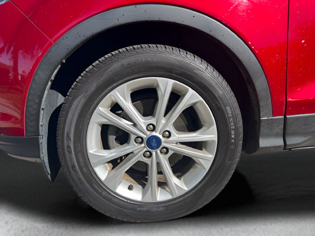 Used 2018 Ford Escape SEL FWD image 32
