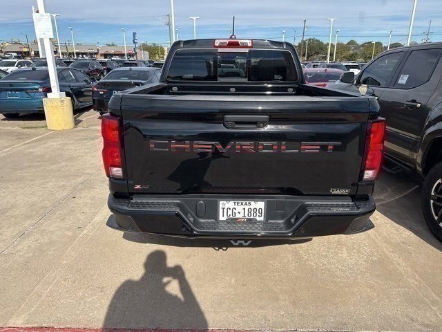 Used 2023 Chevrolet Colorado Z71 w/ Z71 Convenience Package 2 image 7
