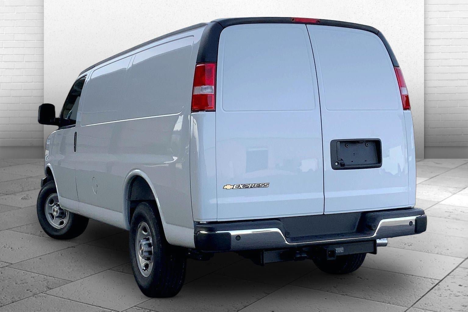 New 2026 Chevrolet Express 2500 w/ Enhanced Convenience Package RWD image 3
