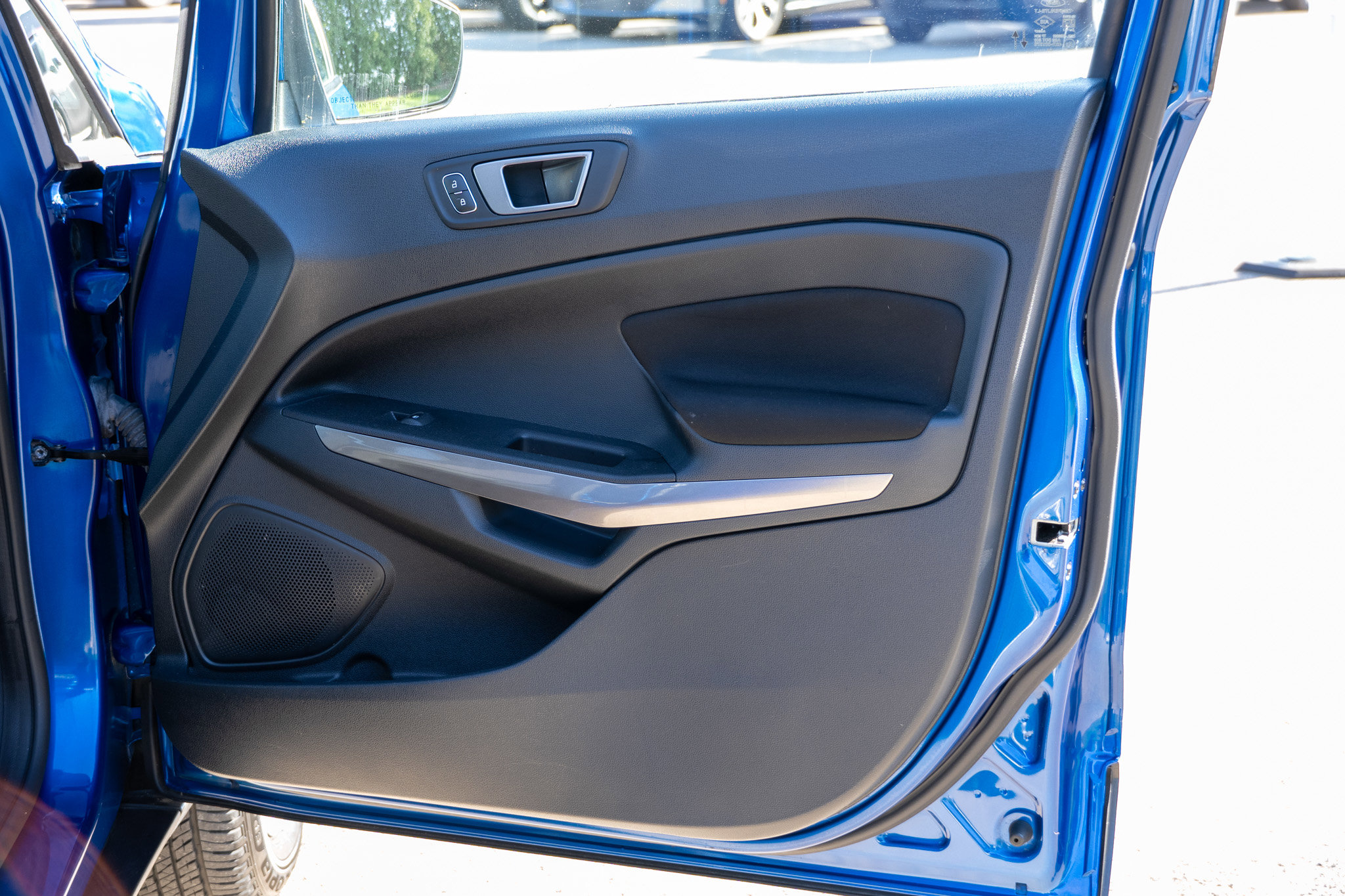 Used 2020 Ford EcoSport SE w/ SE Convenience Package image 15