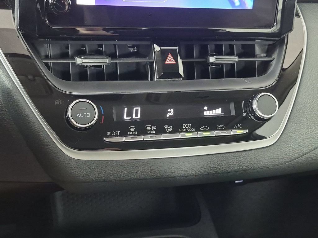 Used 2026 Toyota Corolla LE FWD image 26