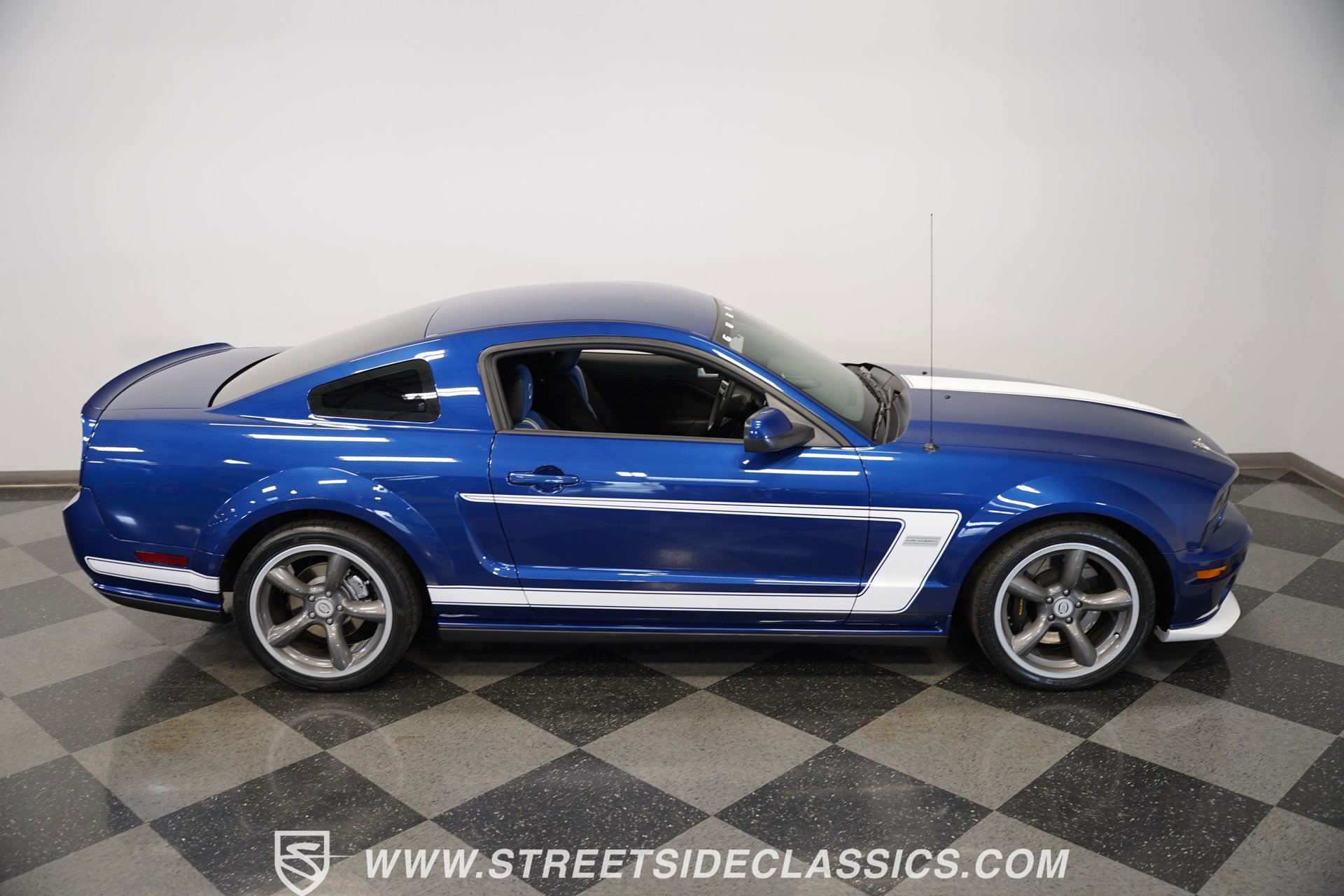 Used 2008 Ford Mustang GT image 18