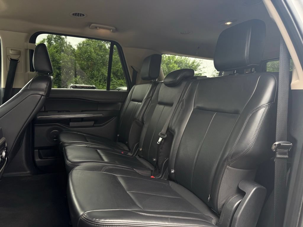 Used 2024 Ford Expedition Max XLT AWD/4WD image 12