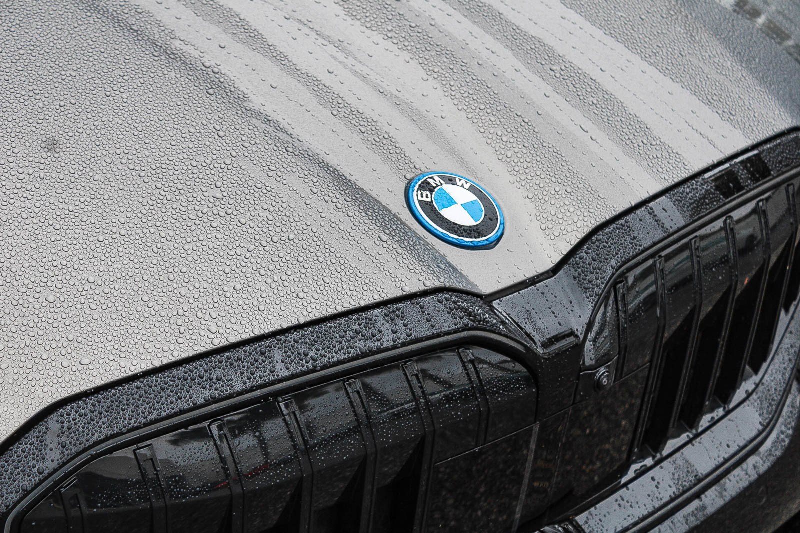Certified 2026 BMW 550e xDrive AWD/4WD image 9