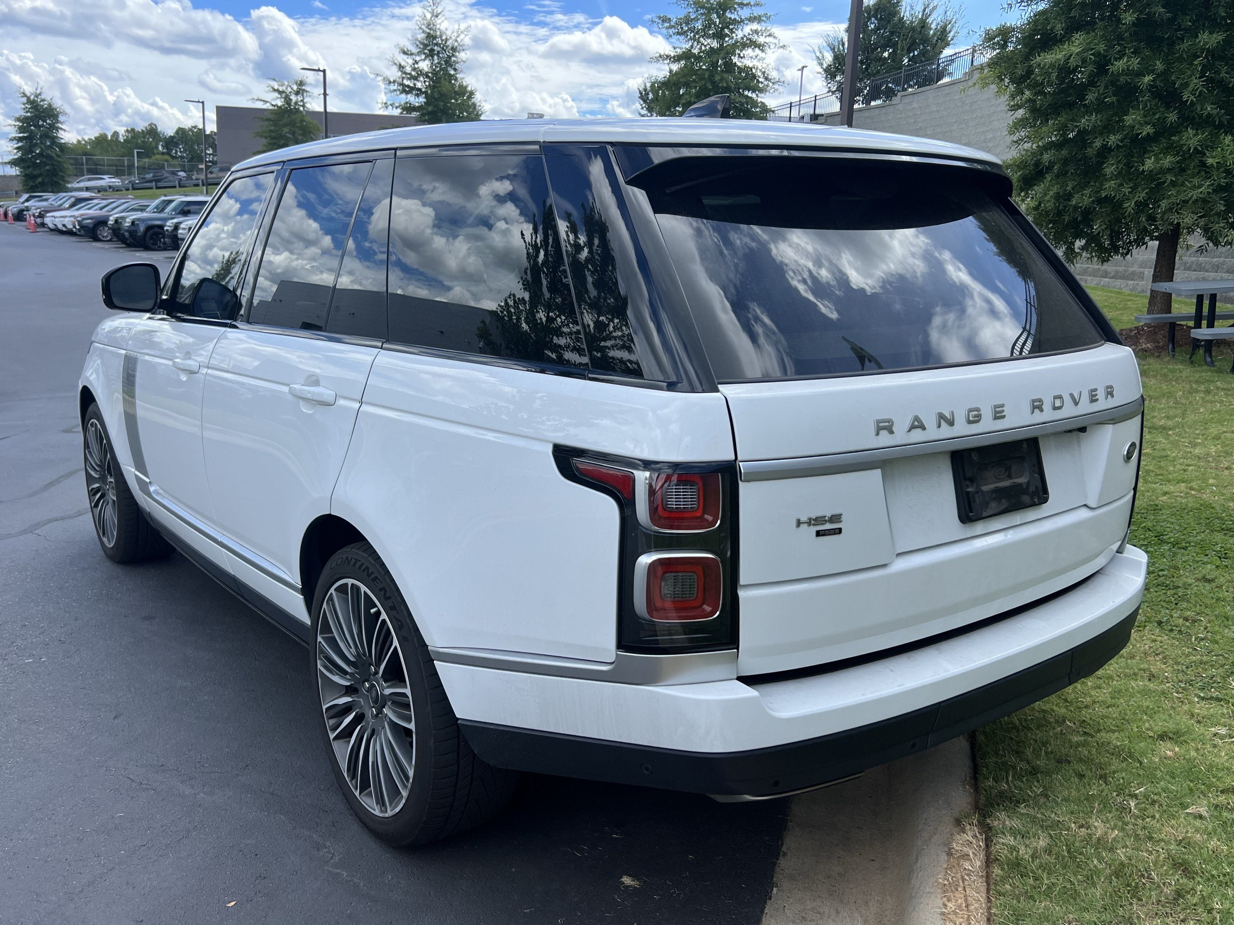 Used 2021 Land Rover Range Rover P525 Westminster Edition AWD/4WD image 34