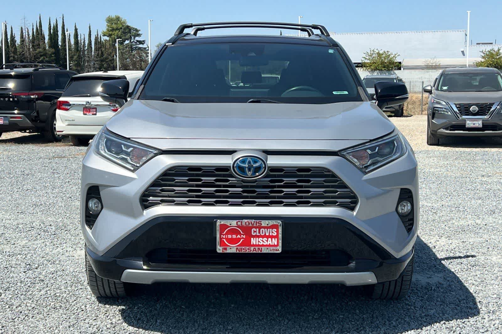 Used 2019 Toyota RAV4 XSE w/ XSE Weather Package AWD/4WD image 11