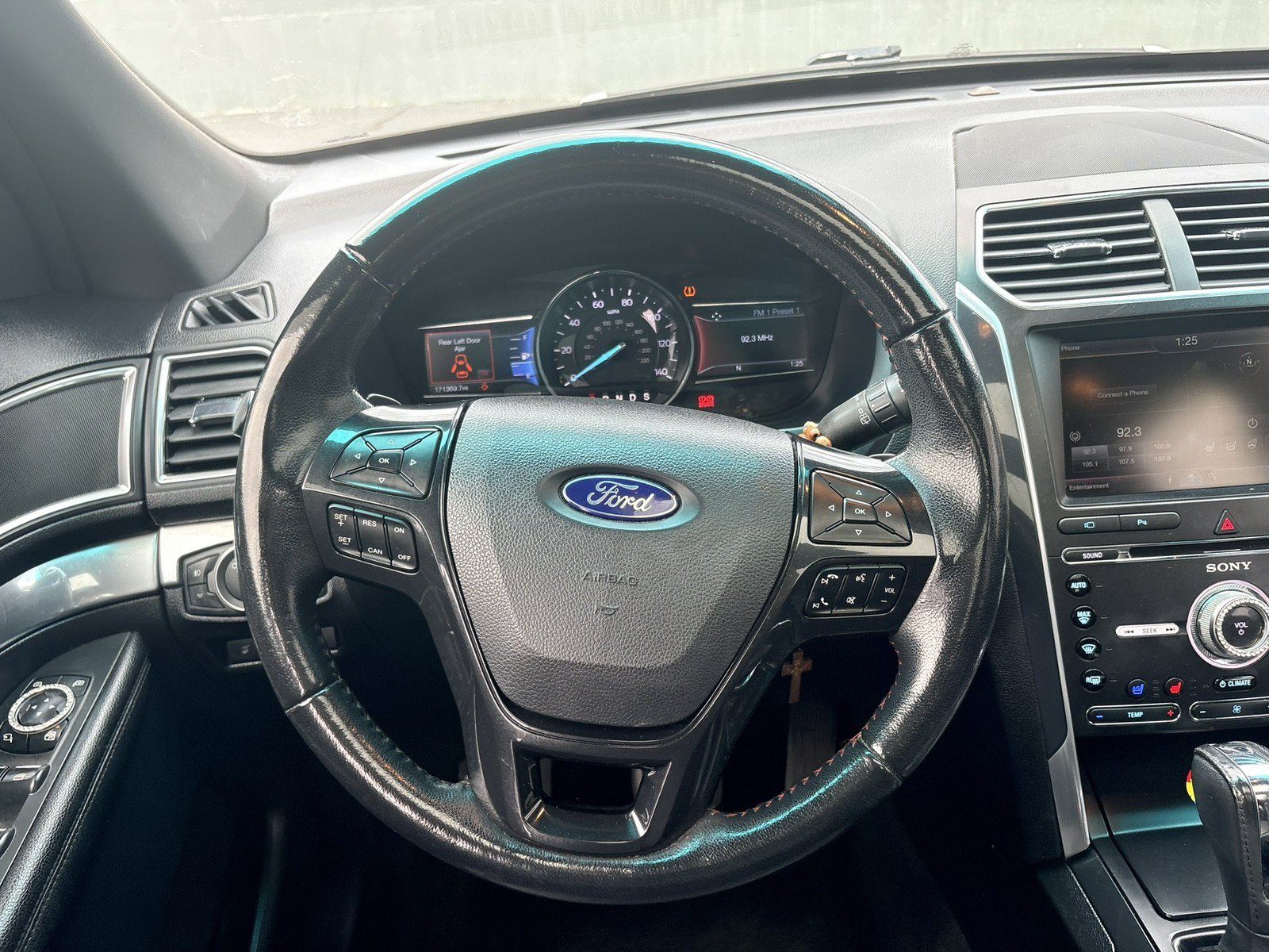 Used 2016 Ford Explorer Sport w/ Equipment Group 401A AWD/4WD image 19
