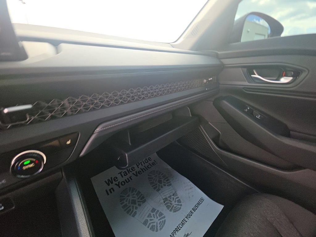 Used 2025 Honda Accord SE image 21
