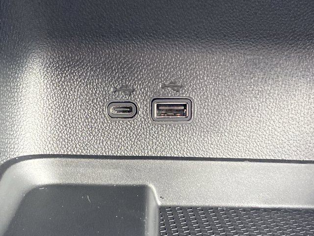 New 2026 Chevrolet Traverse High Country w/ LPO, Floor Liner Package image 17