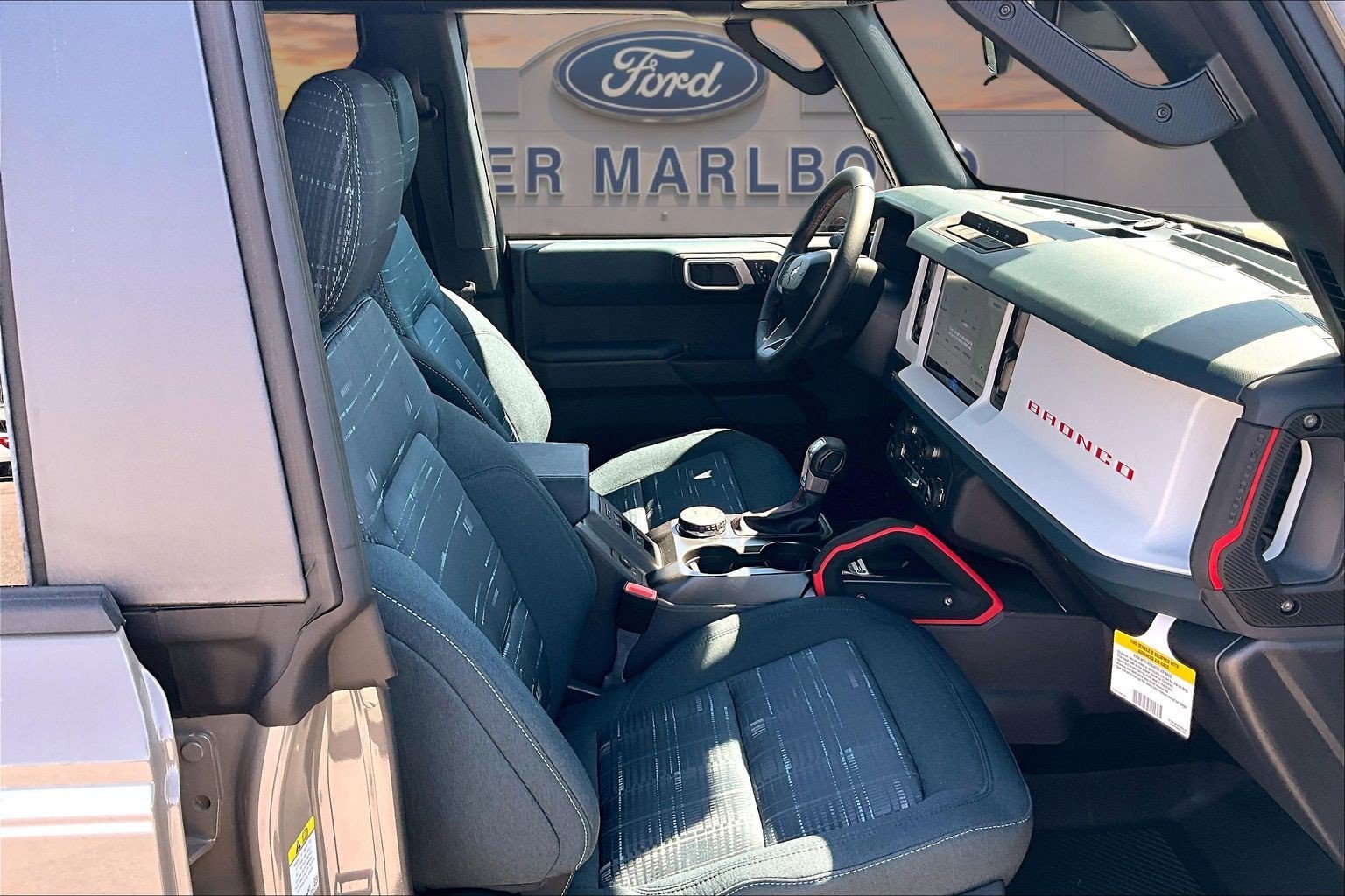 New 2026 Ford Bronco Heritage Edition AWD/4WD image 8