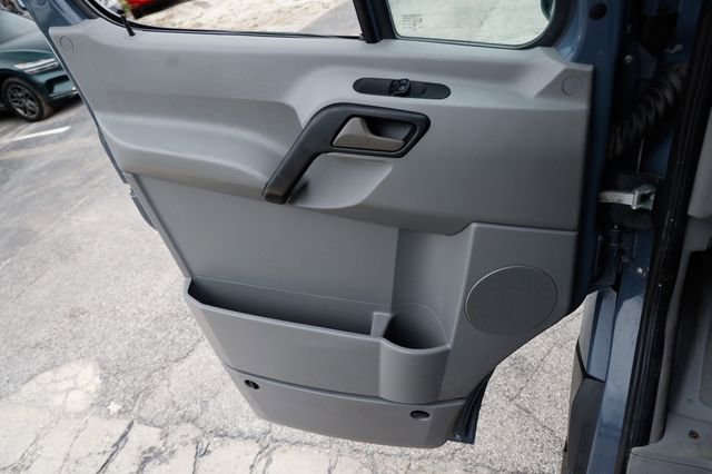 Used 2018 Mercedes-Benz Sprinter 2500 image 38