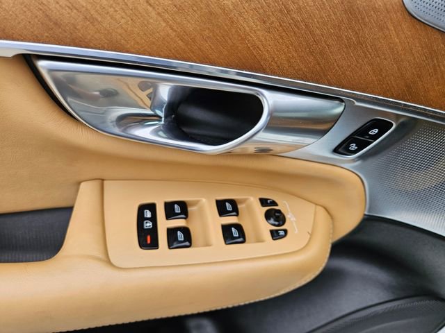 Used 2018 Volvo XC90 T6 Inscription w/ Convenience Package AWD/4WD image 22