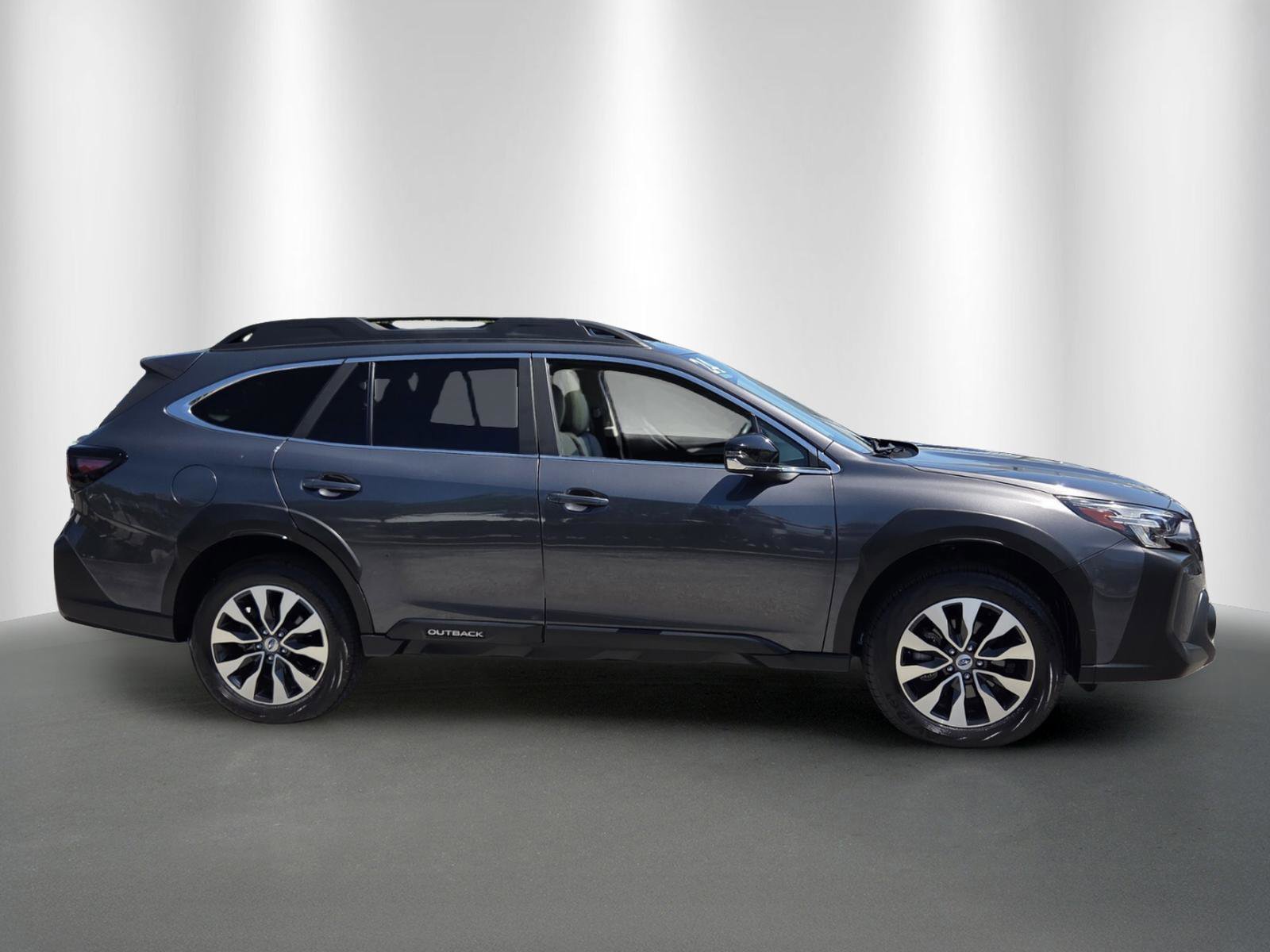 Used 2024 Subaru Outback Limited AWD/4WD image 8