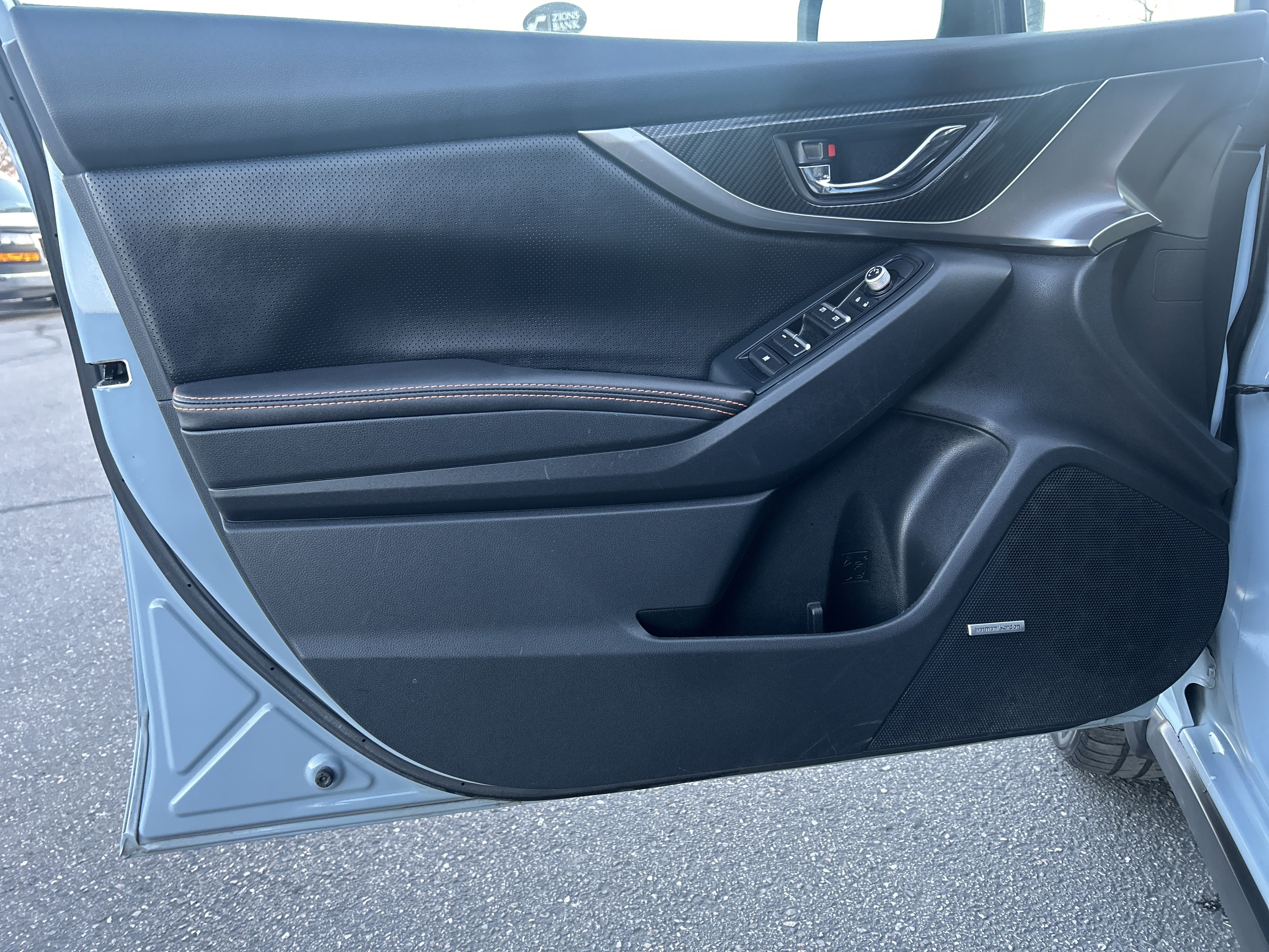 Used 2020 Subaru Crosstrek 2.0i Limited w/ Moonroof Package w/Navigation image 15