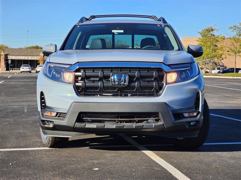 Used 2025 Honda Ridgeline RTL image 11