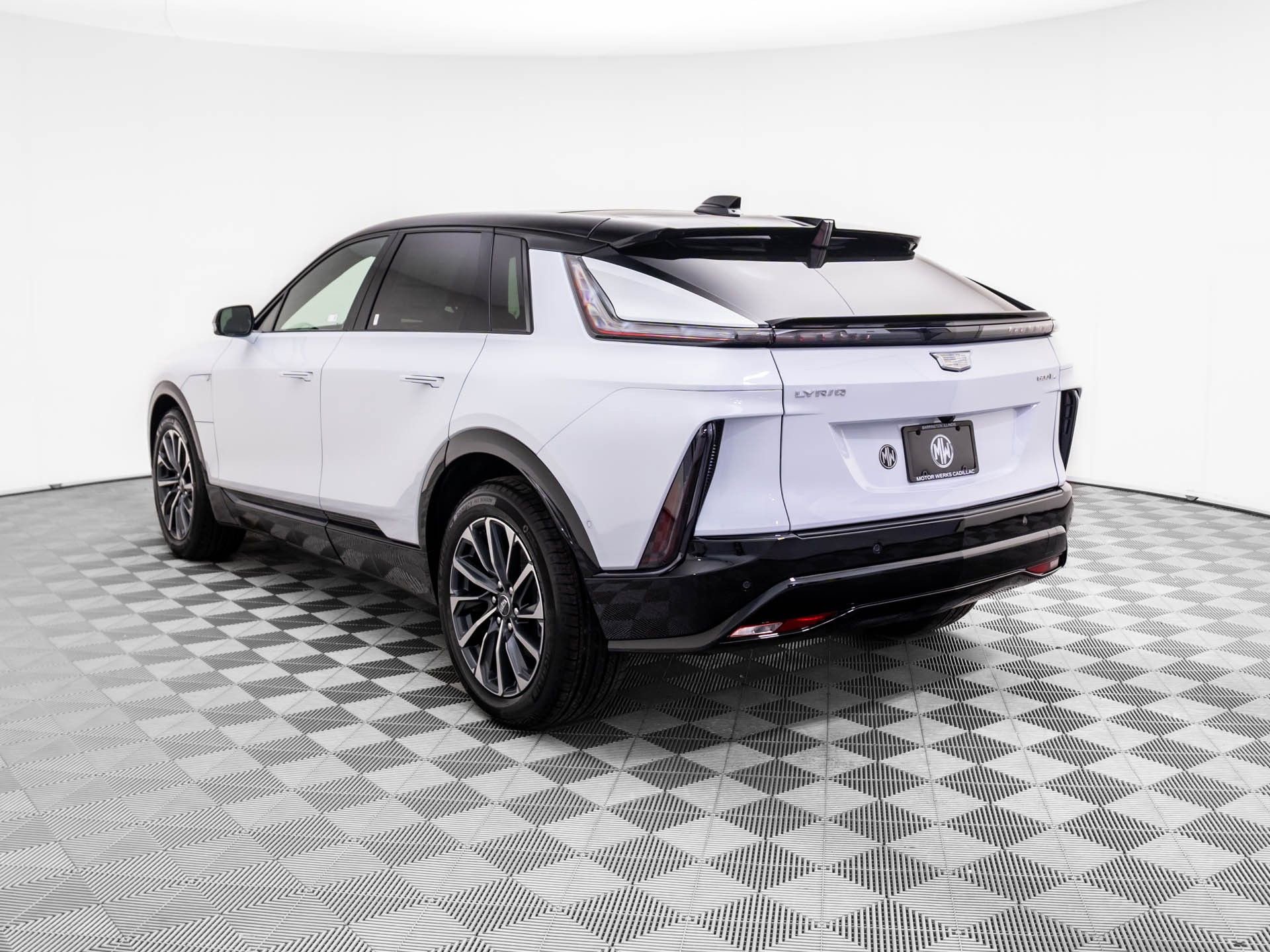 New 2026 Cadillac Lyriq Sport image 5