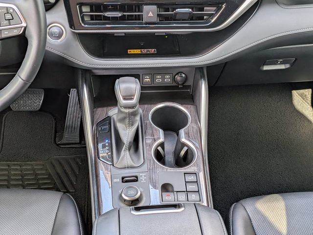 Used 2026 Toyota Highlander Platinum AWD/4WD image 20