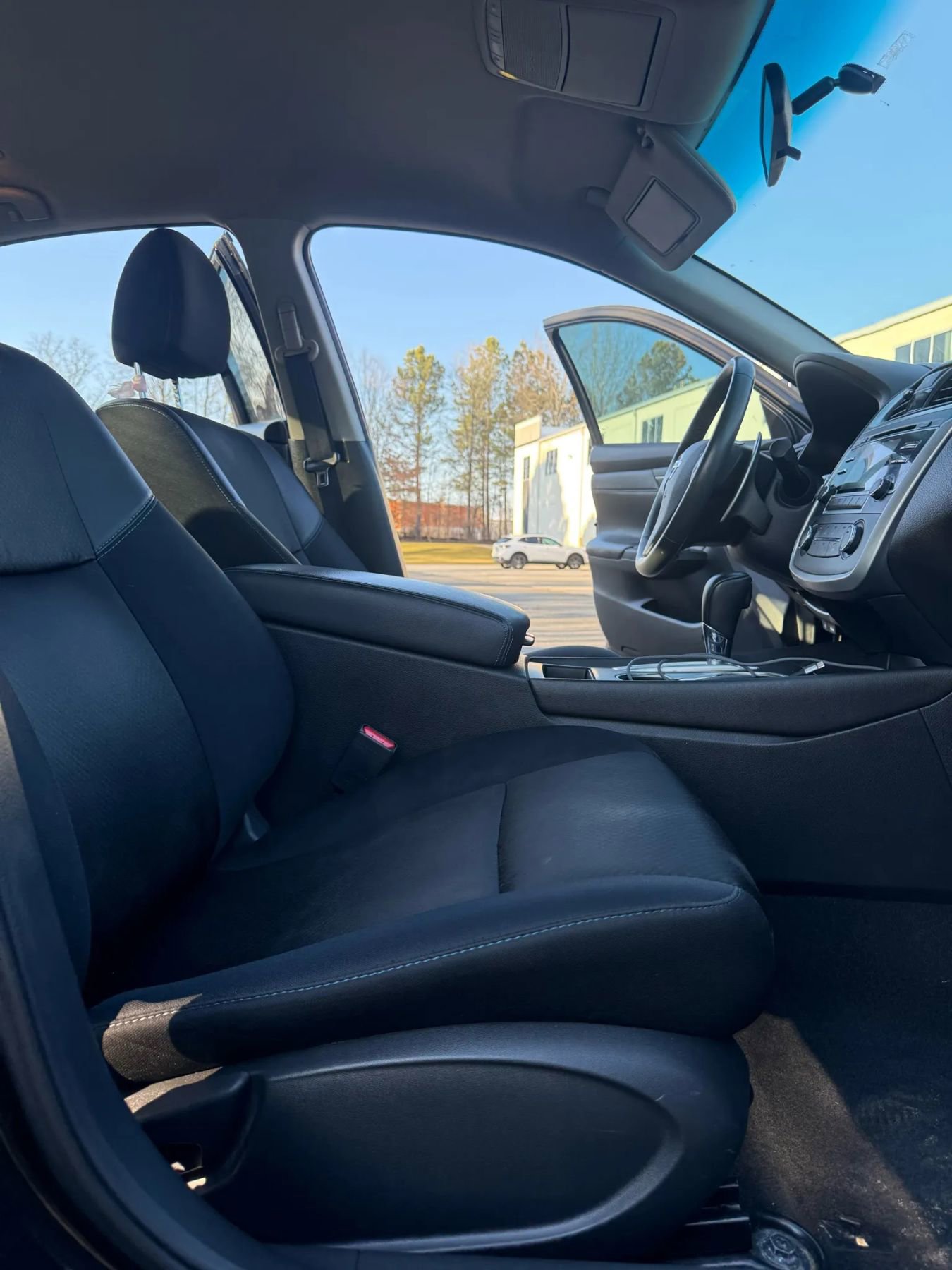 Used 2017 Nissan Altima 2.5 SR image 13