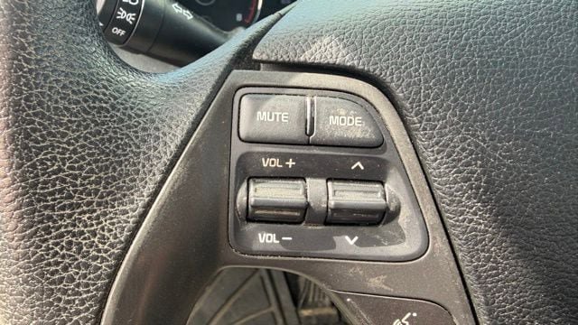 Used 2017 Kia Forte LX w/ LX Popular Package FWD image 13