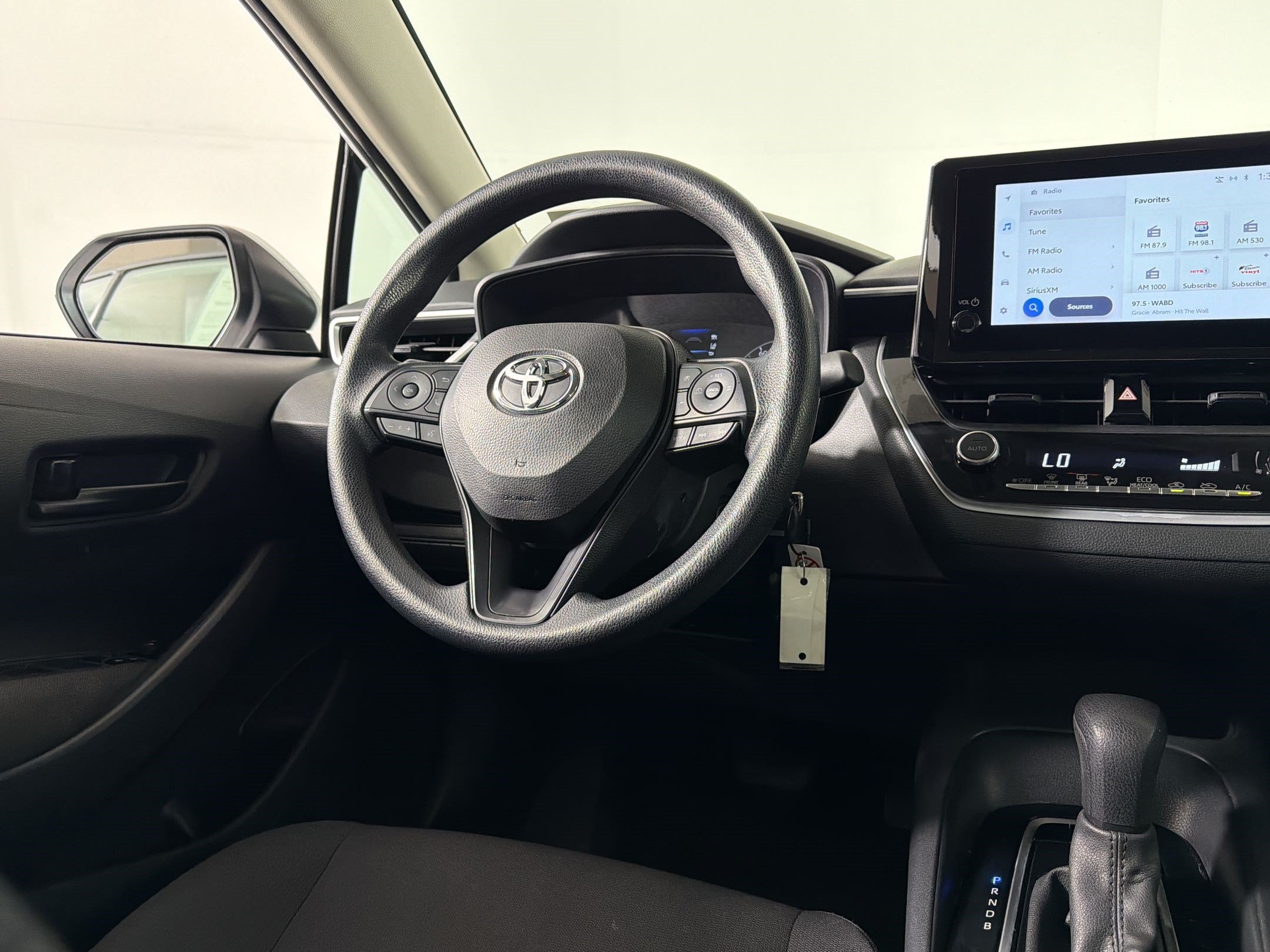 Used 2024 Toyota Corolla LE FWD image 26