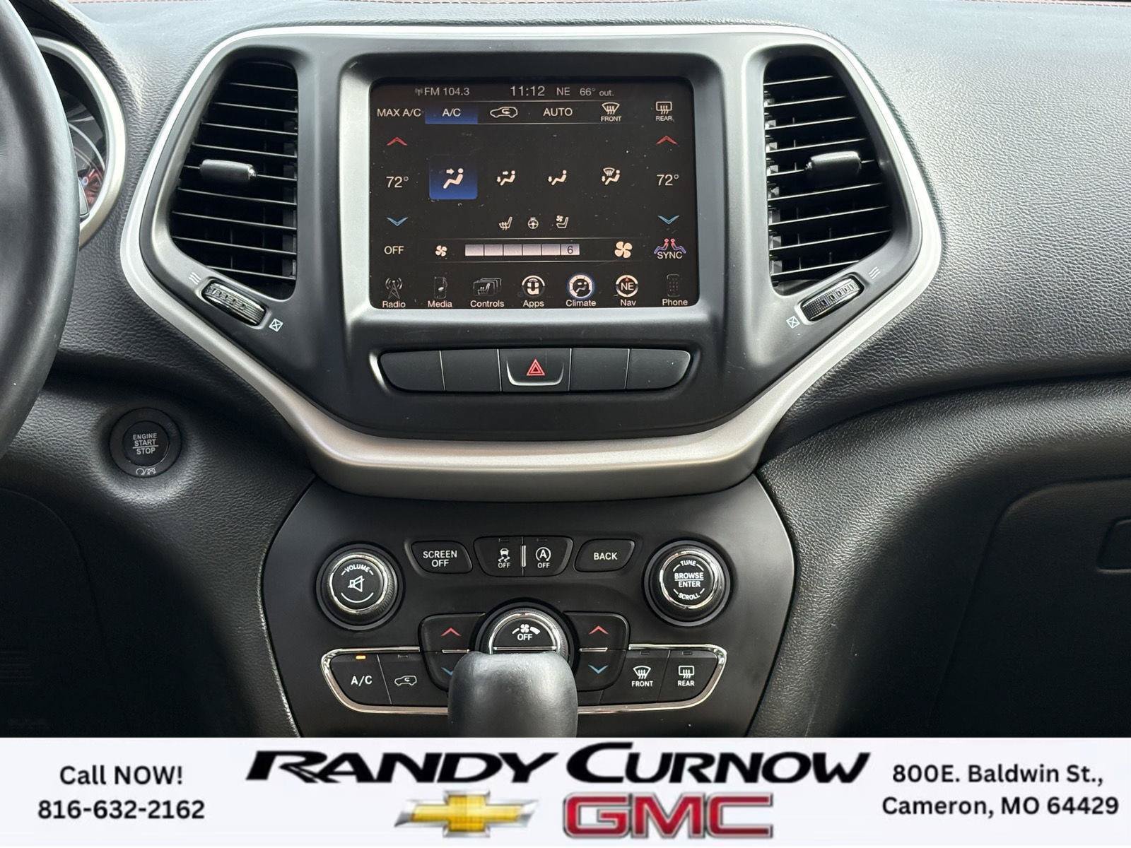 Used 2015 Jeep Cherokee Limited w/ Luxury Group FWD image 25