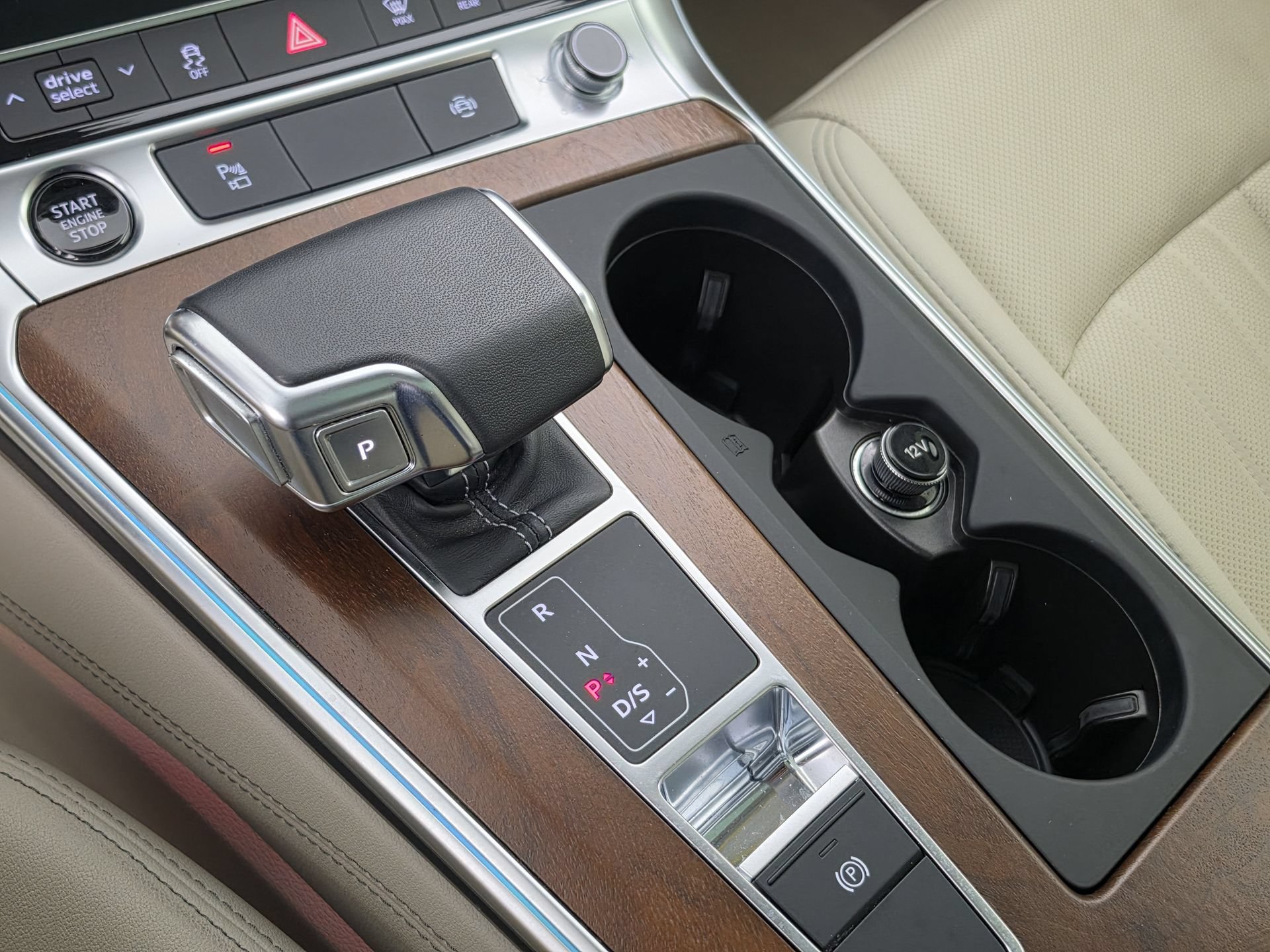 Used 2023 Audi A6 Premium Plus w/ Premium Plus Package AWD/4WD image 31