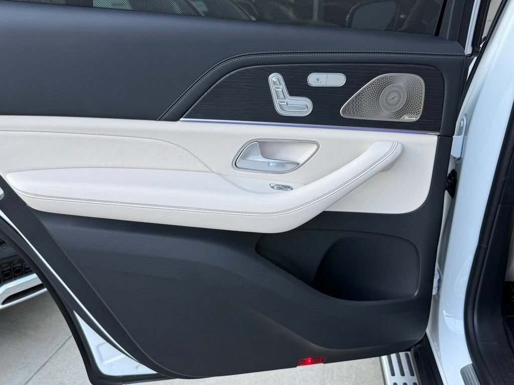 New 2026 Mercedes-Benz GLS 63 AMG 4MATIC image 25