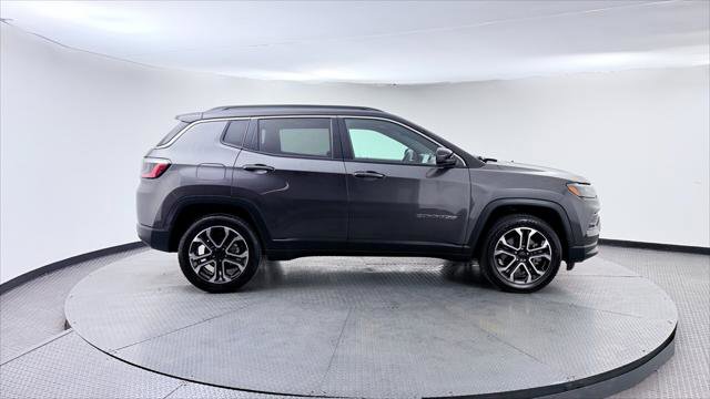 Used 2023 Jeep Compass Limited AWD/4WD image 9