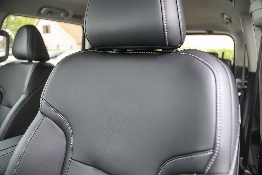 New 2026 Nissan Armada SV image 27