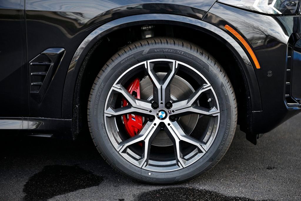 New 2026 BMW X5 xDrive40i w/ M Sport Package image 5