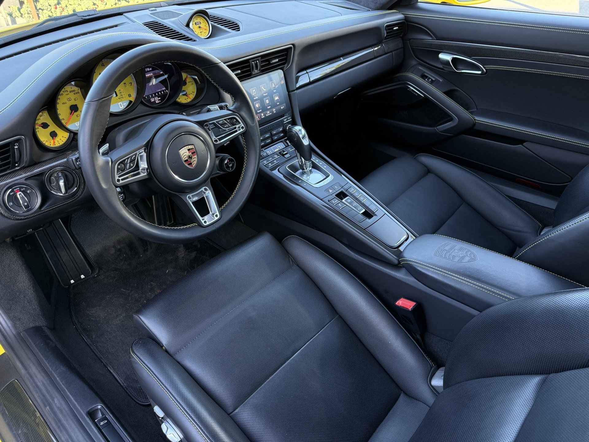 Certified 2019 Porsche 911 Turbo S image 4