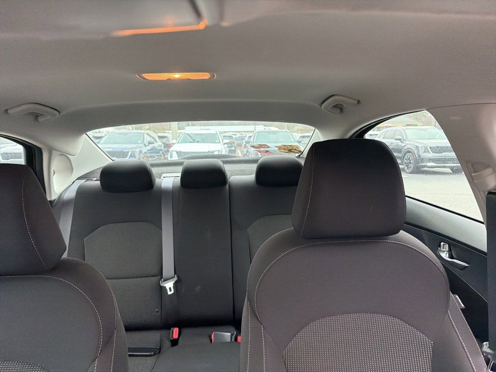 Used 2021 Kia Forte LXS image 9