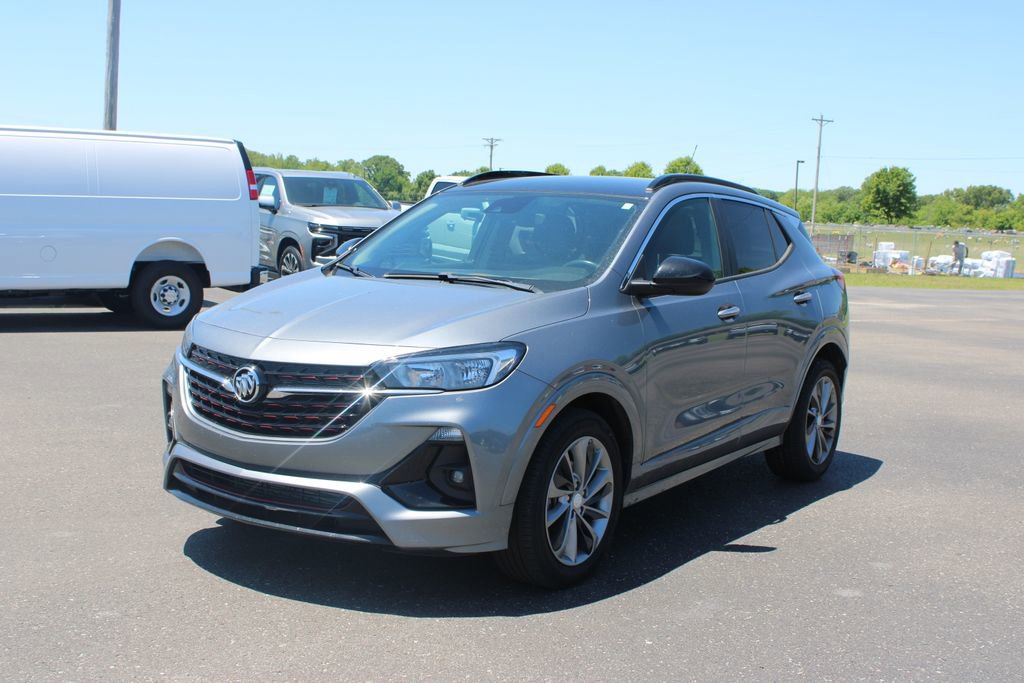 Used 2020 Buick Encore GX Select w/ Sport Touring Package FWD image 4