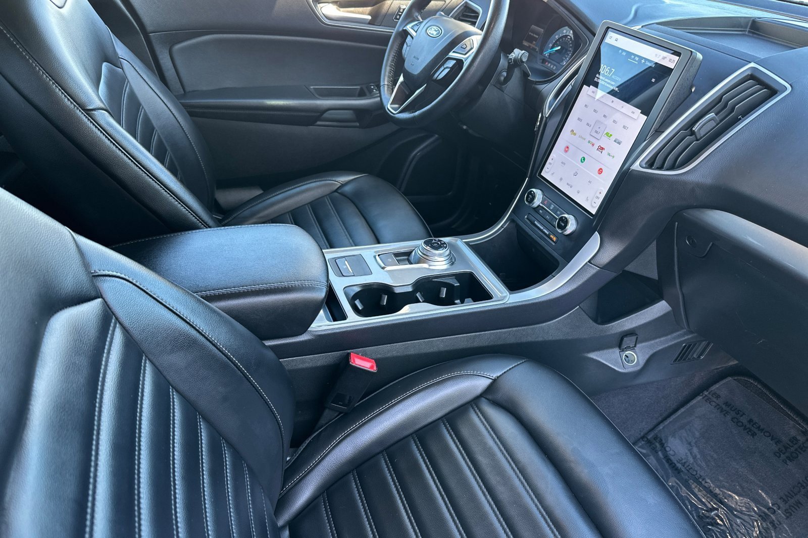 Used 2024 Ford Edge SEL w/ Convenience Package image 15