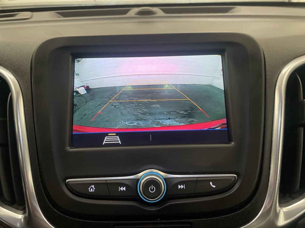 Used 2020 Chevrolet Equinox LT w/ Driver Convenience Package FWD image 8
