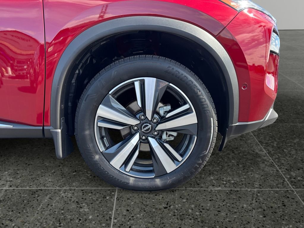 Used 2023 Nissan Rogue SL w/ SL Premium Package image 9