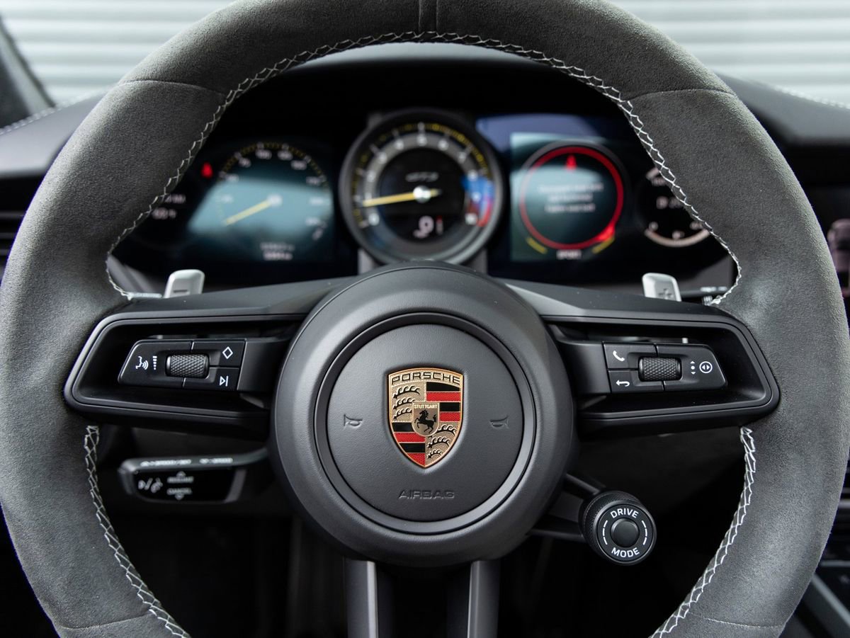Certified 2024 Porsche 911 GT3 image 14
