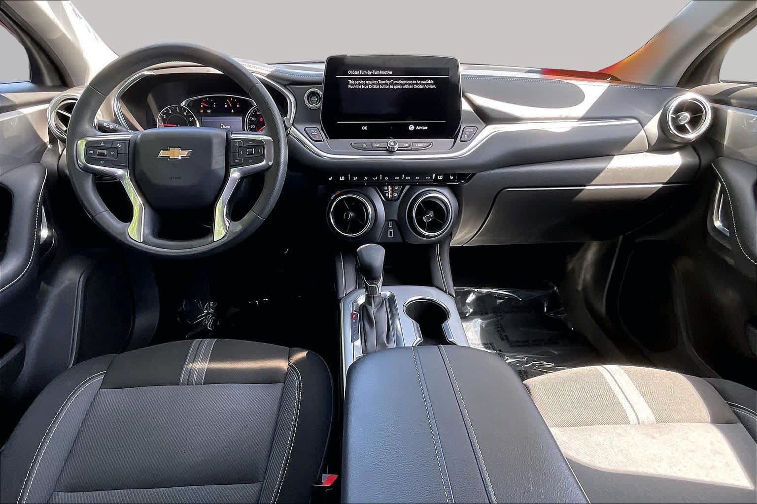 Used 2024 Chevrolet Blazer LT FWD image 15