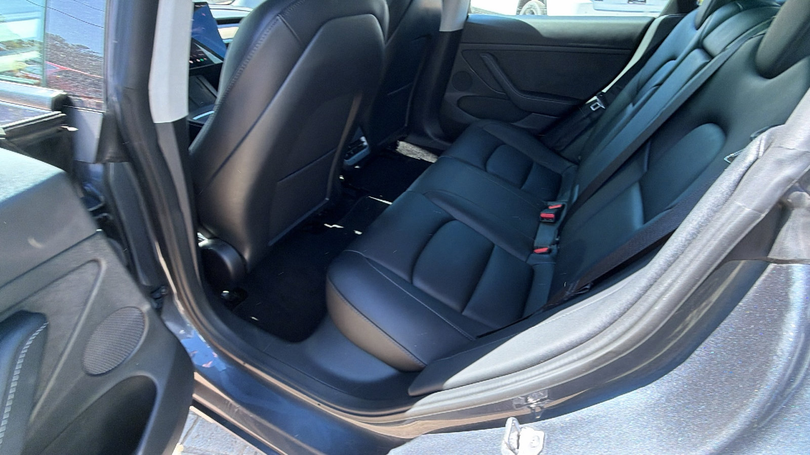 Used 2022 Tesla Model 3 Performance AWD/4WD image 24