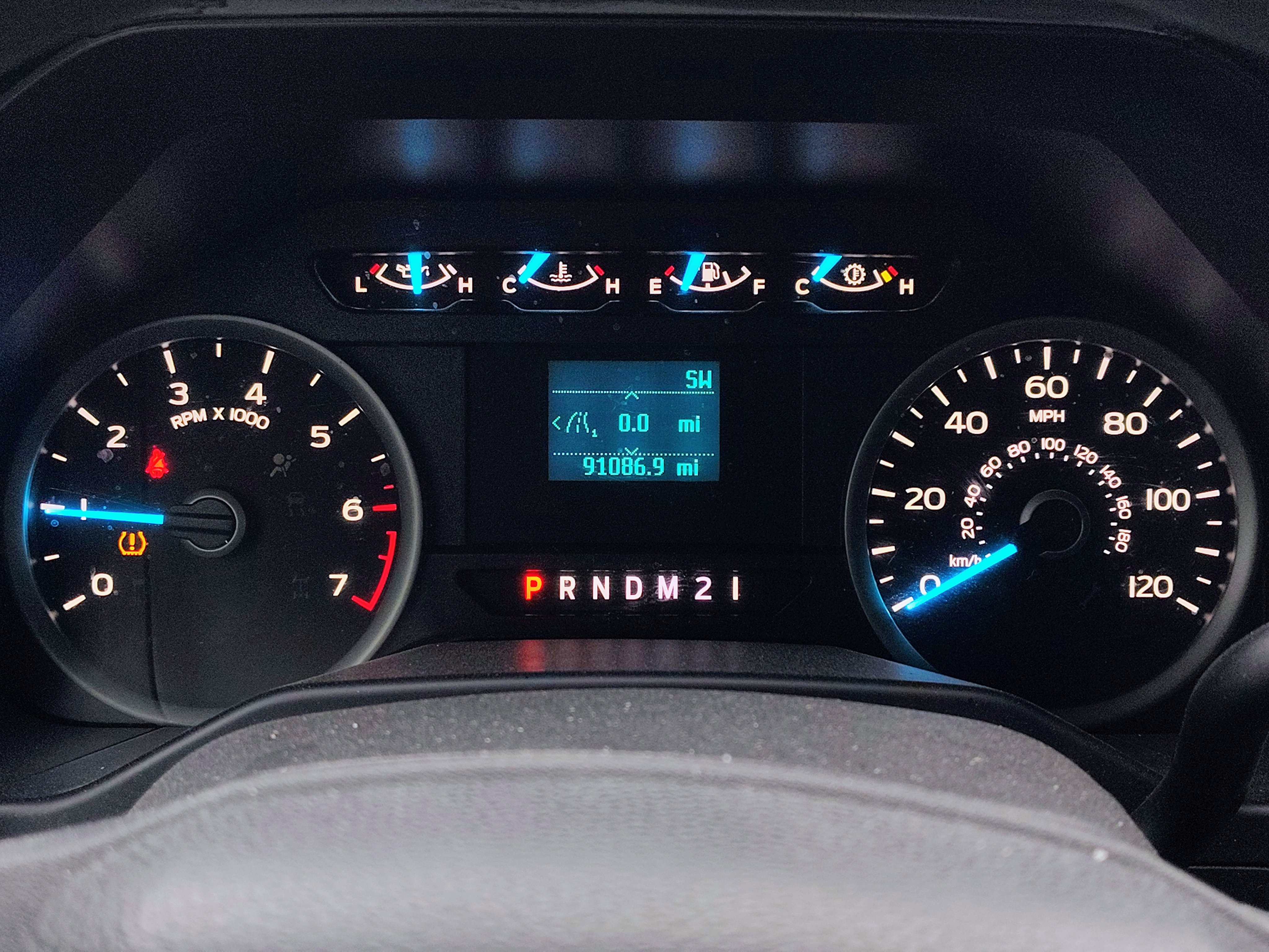 Used 2015 Ford F150 XLT image 19