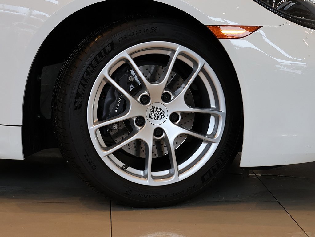 Used 2021 Porsche 718 Cayman image 10